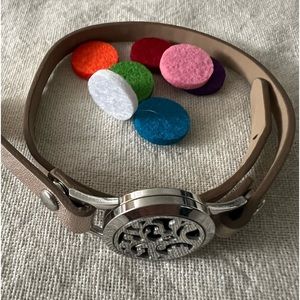 Romanda Essential Oil Bracelet. NIB